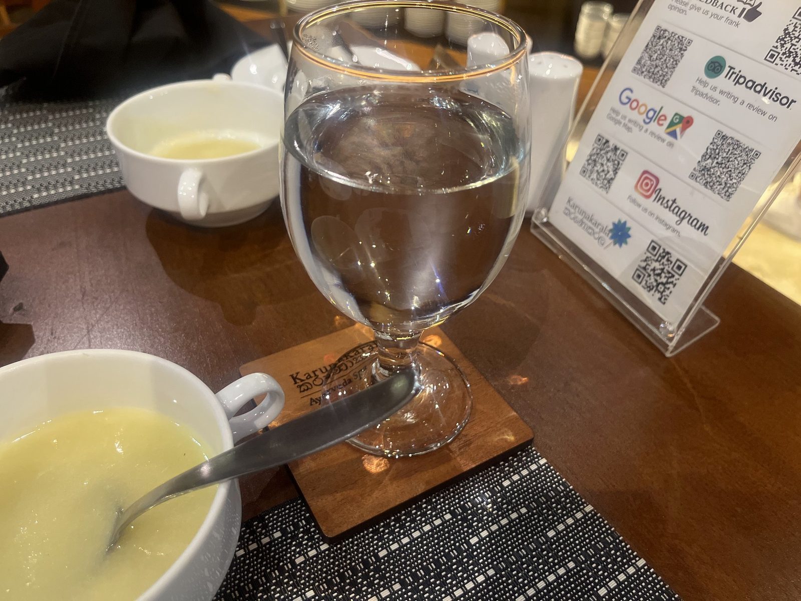 飲み物は、白湯でした