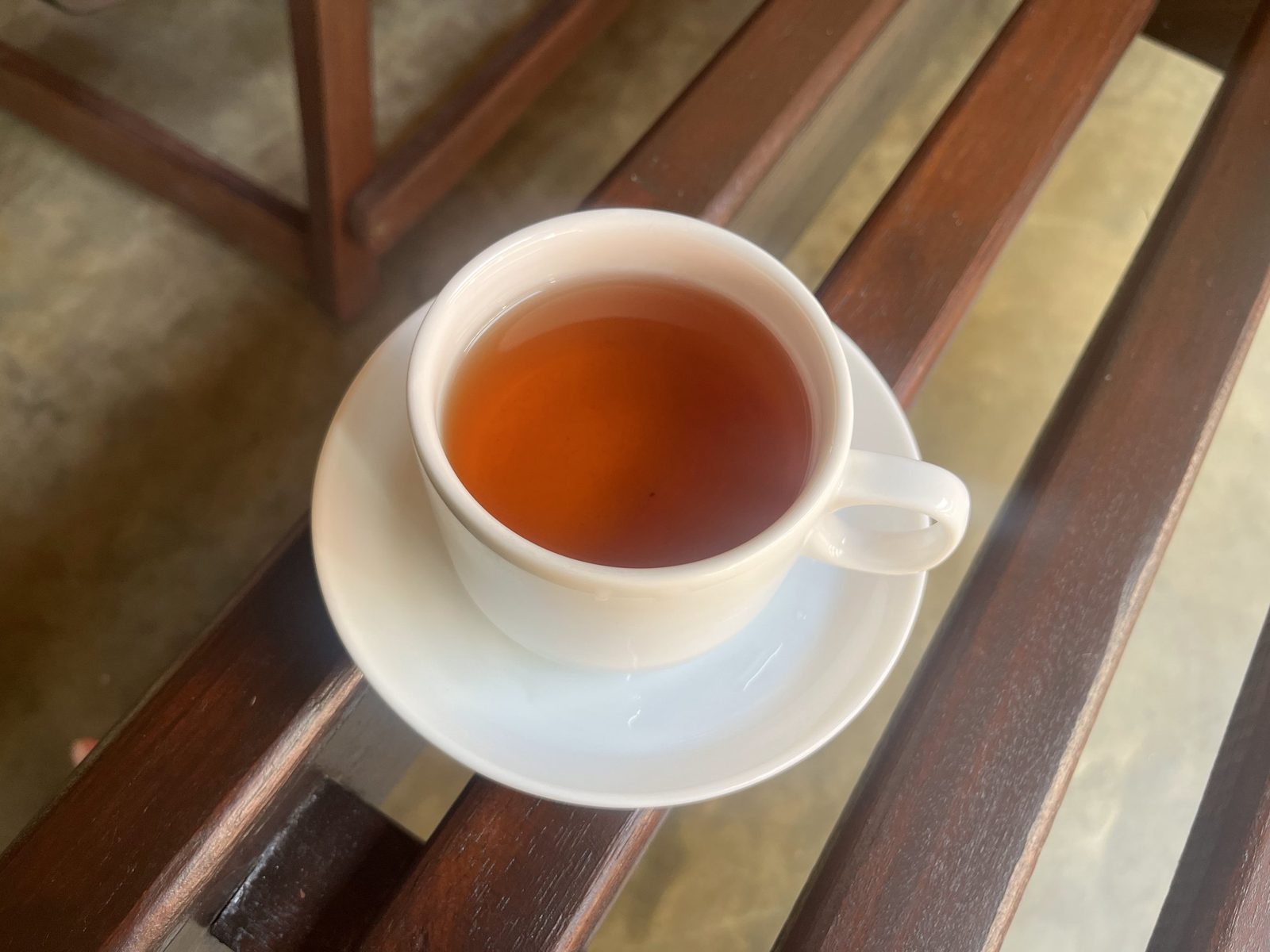 テラスでいただく紅茶